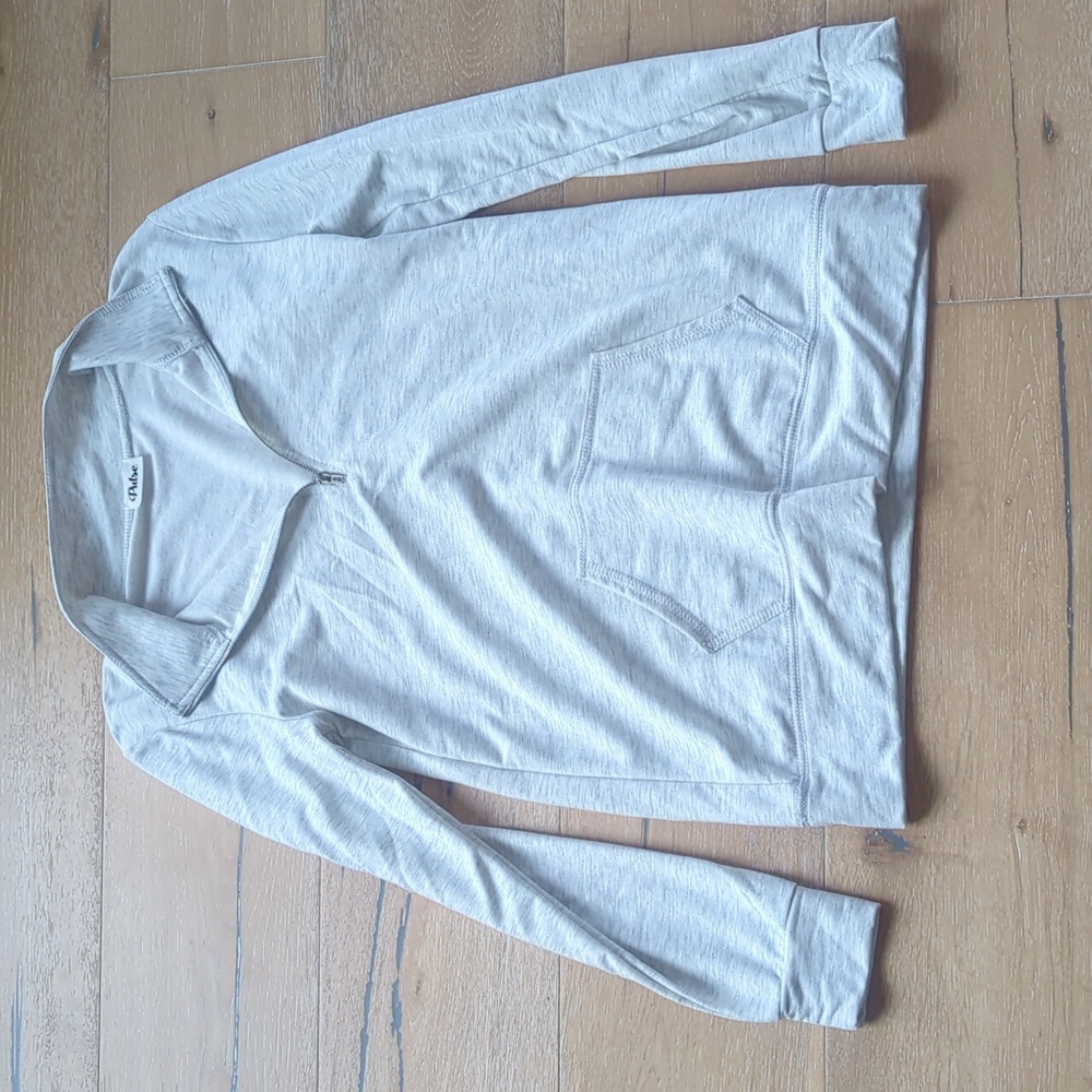 NWOT quarter zip top by pulse